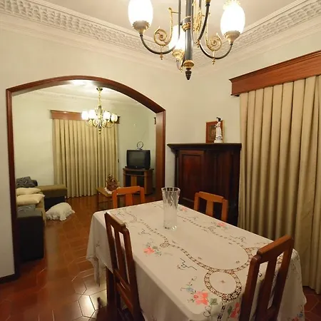Проживание в семье Casa Saotiago *
